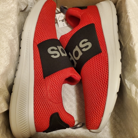 ADIDAS LITE RACER 4.0 MENS SHOES SIZE 12 RED W GREY BOTTOM - Picture 1 of 8